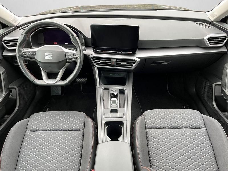 Gebraucht Seat Leon FR 204 PS (150 kW) 2022 Asphalt blau metallic (metallic) Limousine