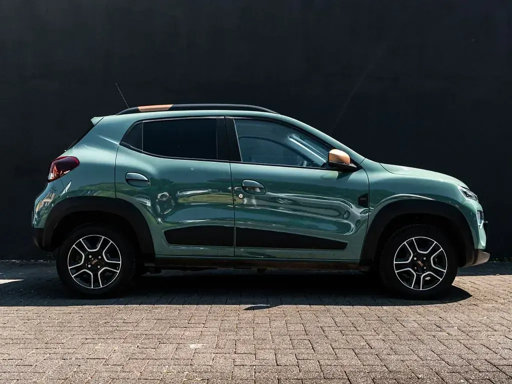 Gebraucht Dacia Spring Extreme 47 kW (65 PS) 2023 Other Kleinwagen