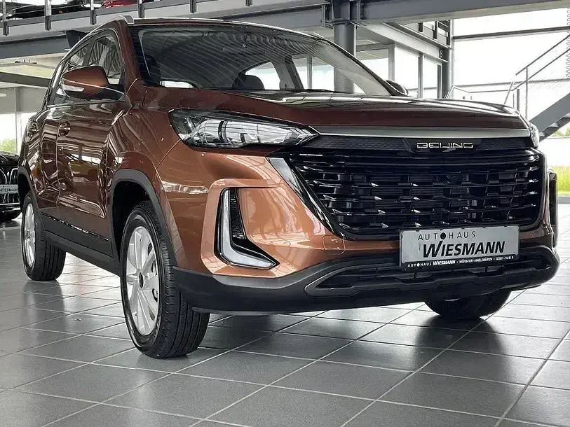 Gebraucht Baic X35 136 PS (100 kW) 2025 Braun SUV