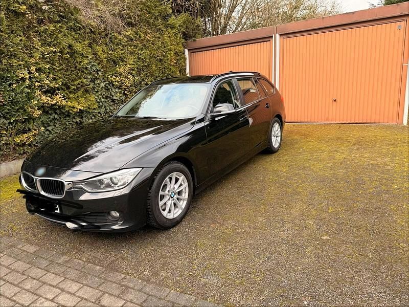 Gebraucht BMW 320 Comfort Edition 2015 Schwarz Kombi