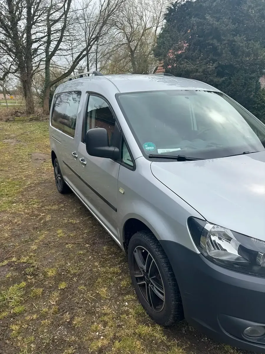 Gebraucht VW Caddy 109 PS (80 kW) 2014 Silber Van / Kleinbus