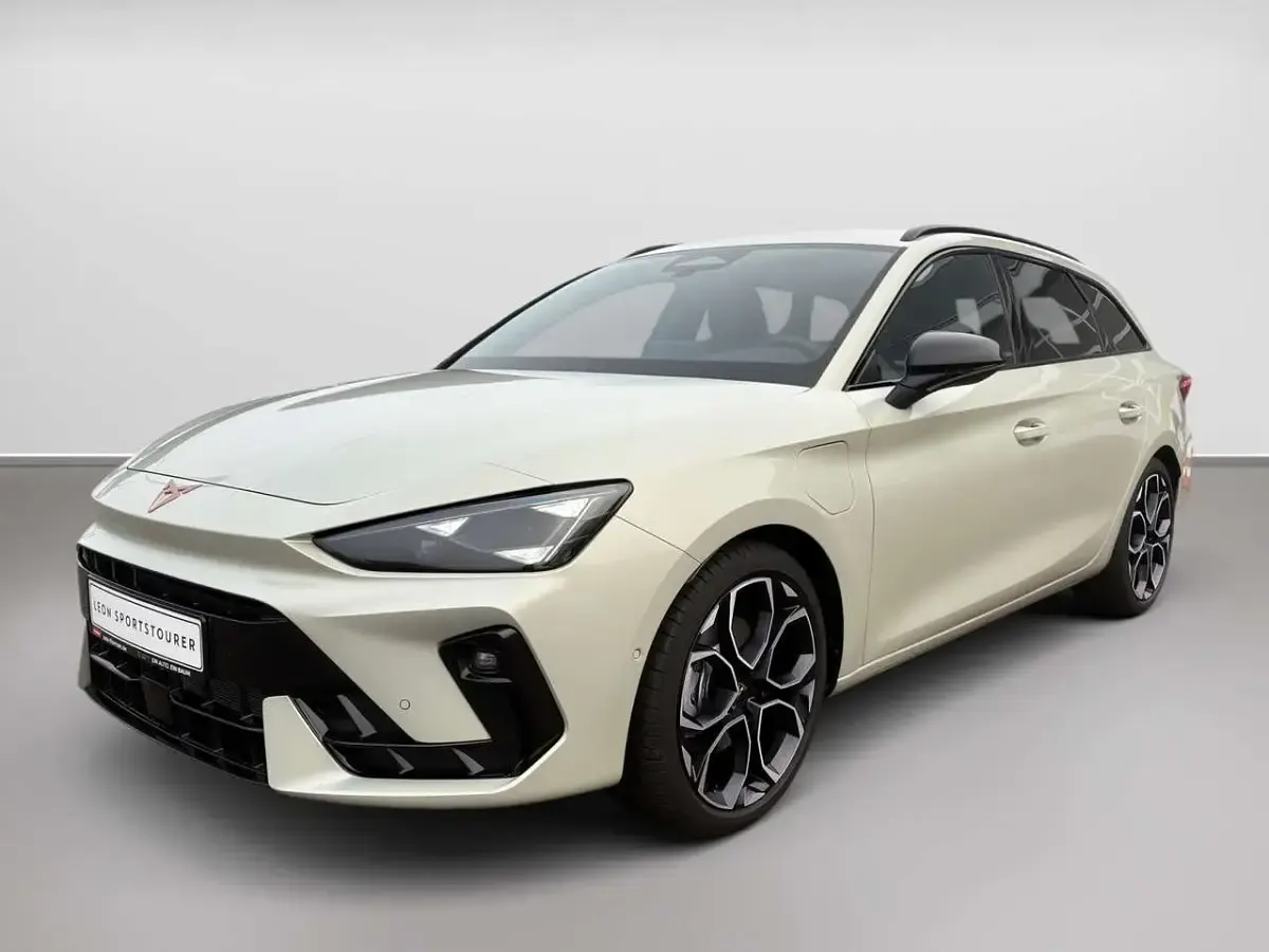 Neu Cupra Leon 150 PS (110 kW) 2025 Taiga grau Kombi