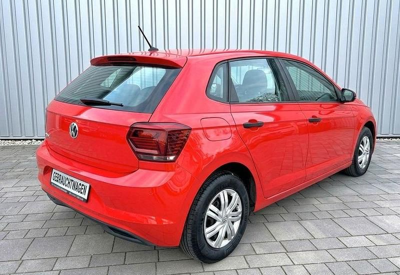 Gebraucht VW Polo Trendline 65 PS (47 kW) 2018 Rot Kleinwagen