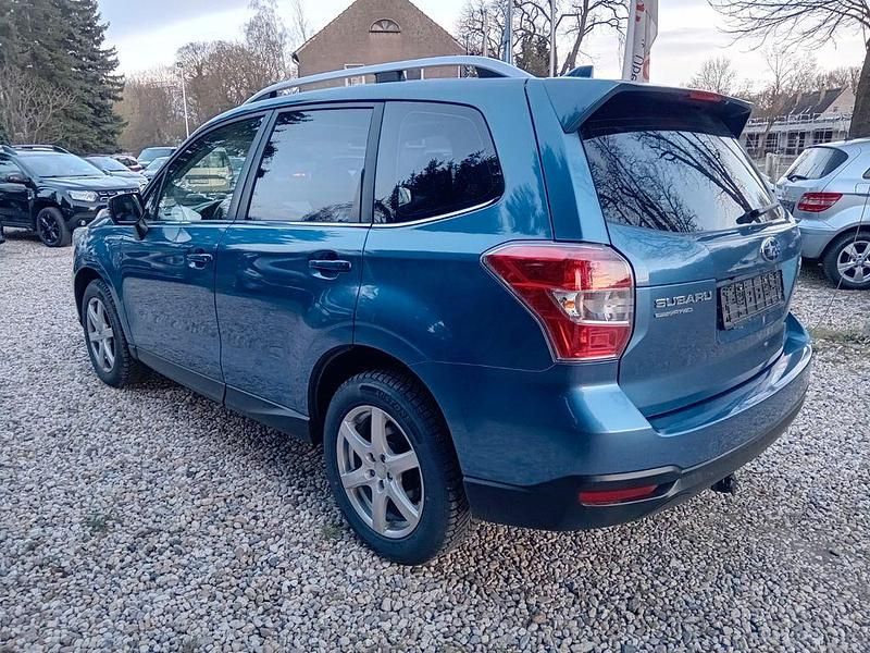 Gebraucht Subaru Forester Exclusive+ 147 PS (108 kW) 2015 Blau SUV