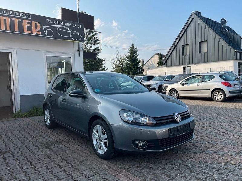Grau Gebraucht 2012 VW Golf VI Match Kleinwagen | 5.750 € (Fairer Preis) - Bild 1/4