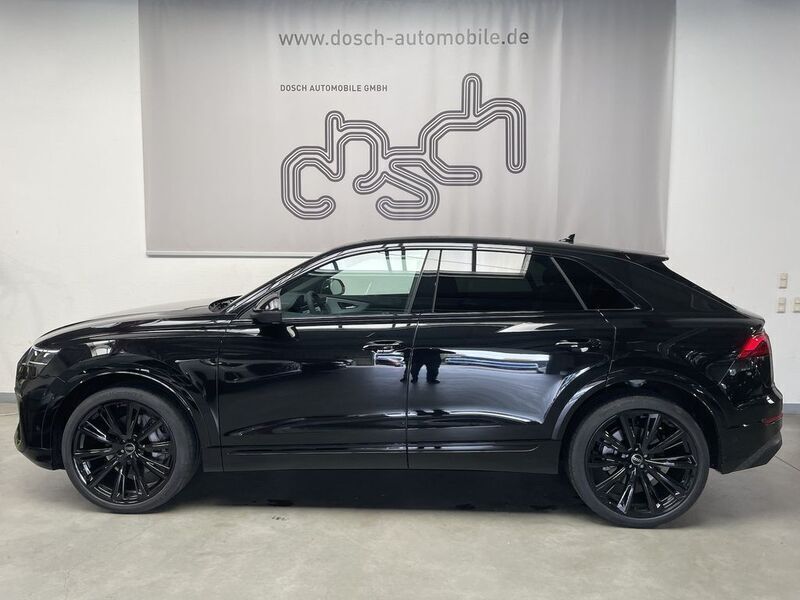 Schwarz Neu 2025 Audi Q8 S-Line SUV | 87.490 € - Bild 1/4