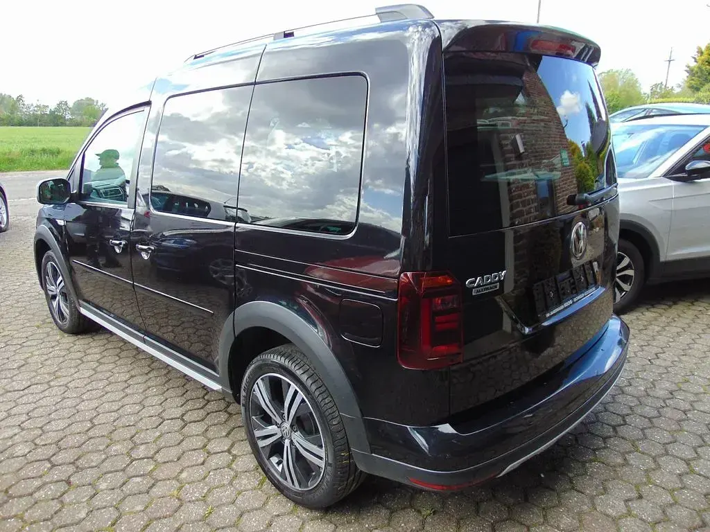 Gebraucht VW Caddy 102 PS (75 kW) 2019 Schwarz Van / Kleinbus