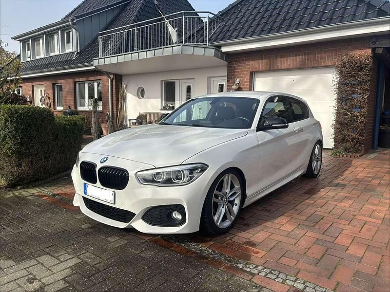 Gebraucht BMW 118 M Sport 150 PS (110 kW) 2015 Weiß Kleinwagen