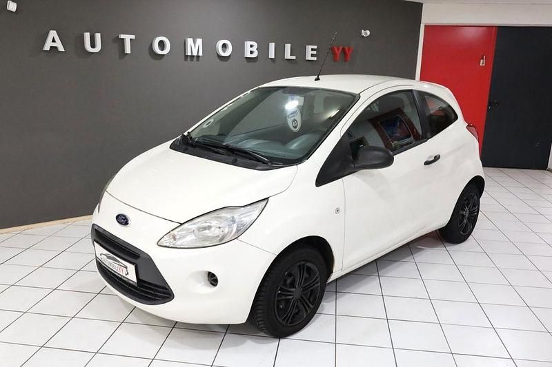 Gebraucht Ford Ka Plus Ambiente 69 PS (50 kW) 2011 Weiß Kleinwagen