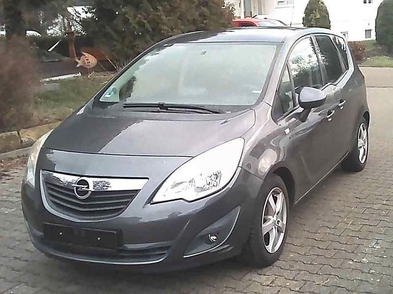 Grau Gebraucht 2011 Opel Meriva Design Edition Van / Kleinbus | 3.700 € (Guter Preis) - Bild 1/4