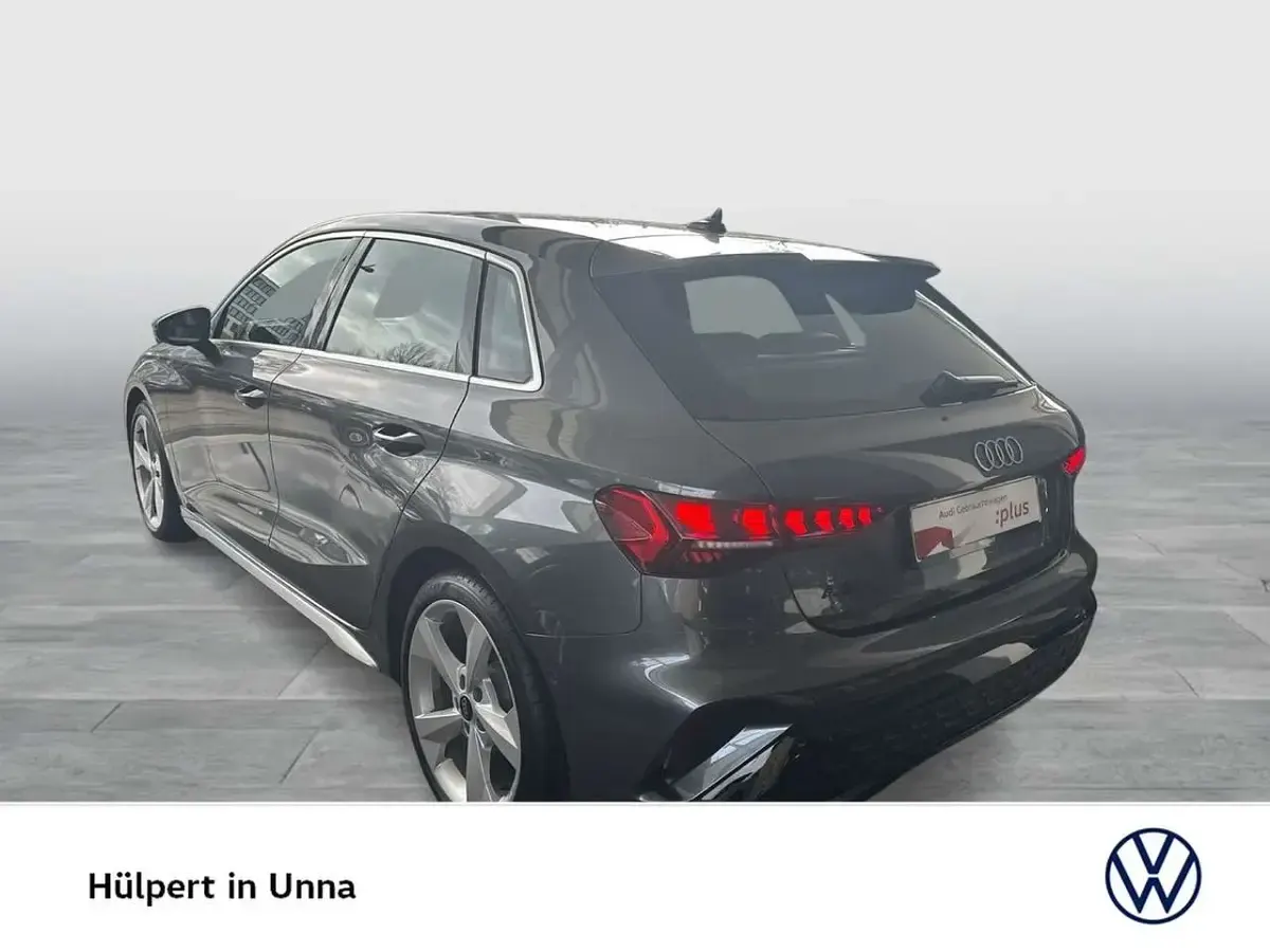 Gebraucht Audi A3 S-Line 150 PS (110 kW) 2025 Daytonagrau perleffekt Limousine