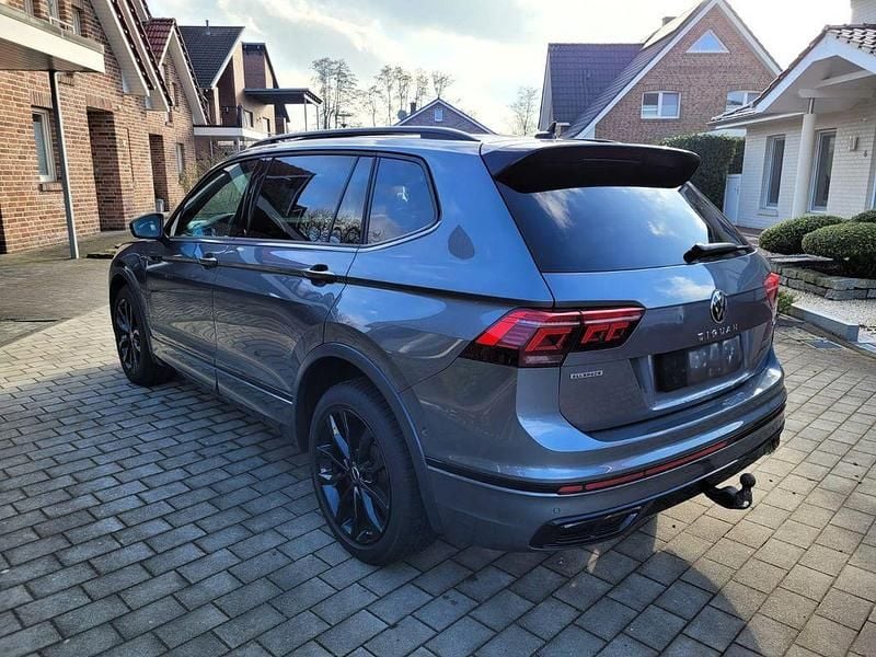 Gebraucht VW Tiguan Allspace R-line 200 PS (147 kW) 2022 Grau SUV