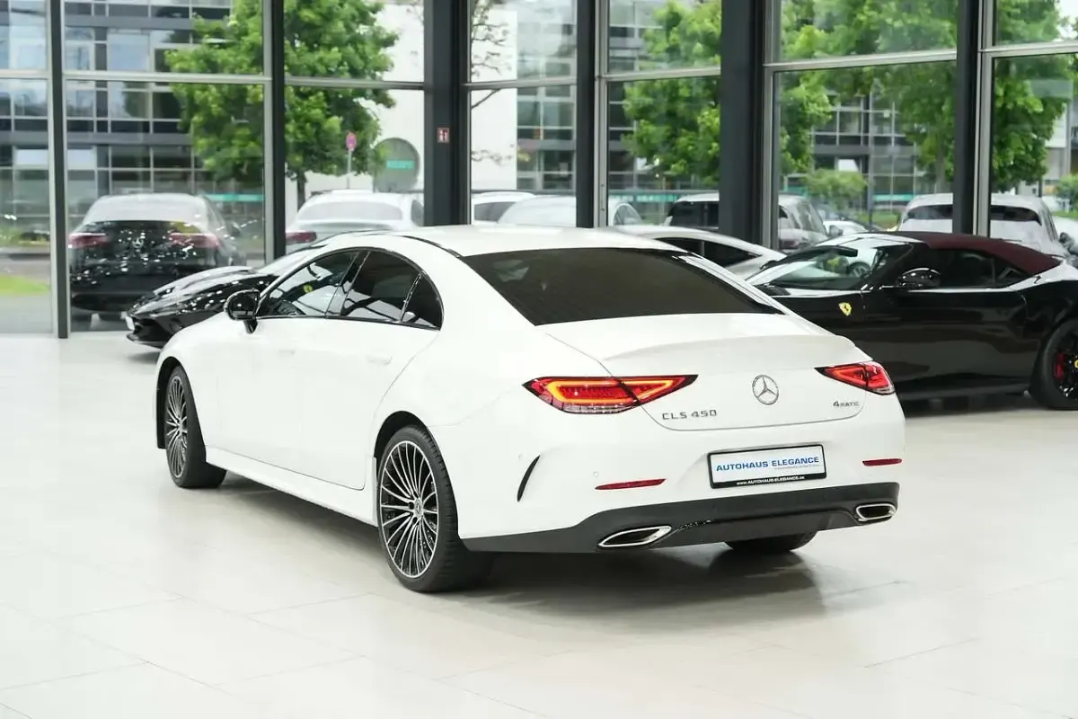 Gebraucht Mercedes CLS450 AMG line 367 PS (269 kW) 2022 Polarweiss  unilack Limousine