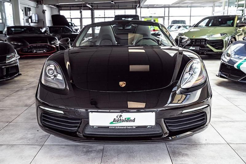 Second-hand Porsche Boxster 375 CP (275 kW) 2017 Negru Cabrio