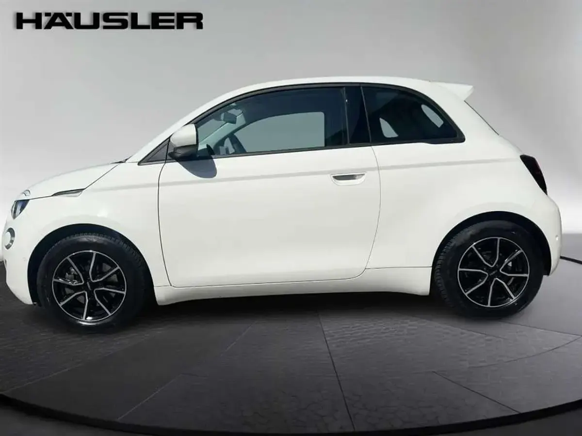 Gebraucht Fiat 500e 86 kW (118 PS) 2023 Weiß Kleinwagen