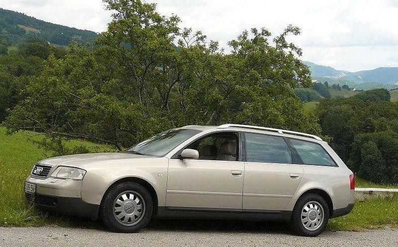 Beige Gebraucht 1998 Audi A6 Kombi | 3.000 € (Teuer) - Bild 1/4