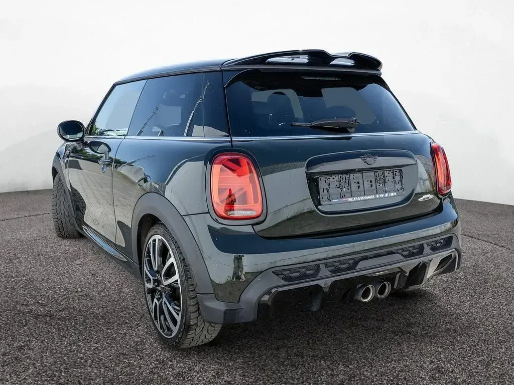 Gebraucht Mini John Cooper Works 231 PS (169 kW) 2021 Grün Kleinwagen