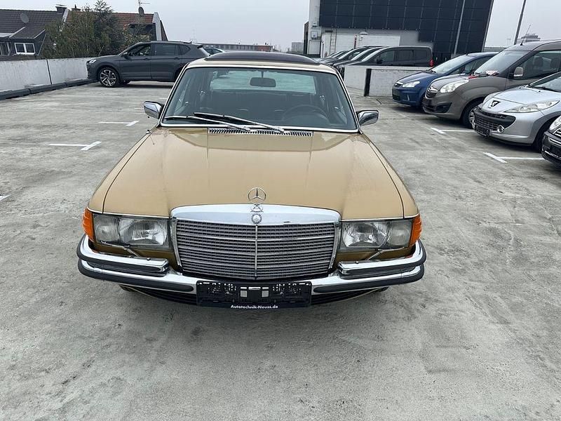 Gold Gebraucht 1977 Mercedes 450 Limousine | 18.450 € - Bild 1/4
