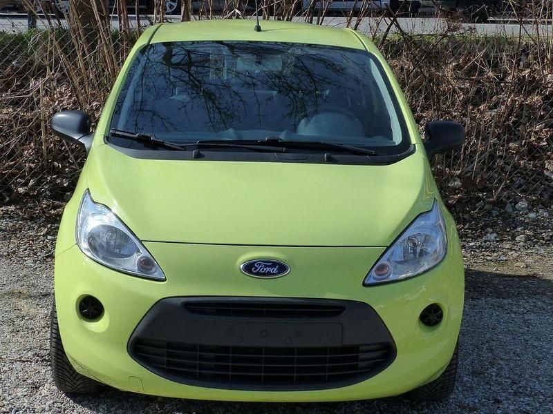 Gebraucht Ford Ka Trend 69 PS (50 kW) 2013 Grün Kleinwagen