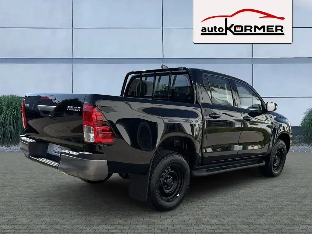 Gebraucht Toyota HiLux 150 PS (110 kW) 2025 Schwarz Pickup