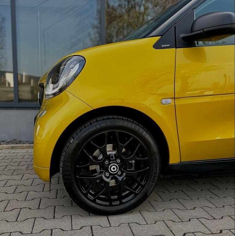 Gebraucht Smart ForTwo Cabrio 71 PS (52 kW) 2016 Schwarz Cabrio