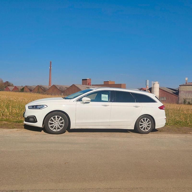 Gebraucht Ford Mondeo Trend 150 PS (110 kW) 2019 Weiß Kombi