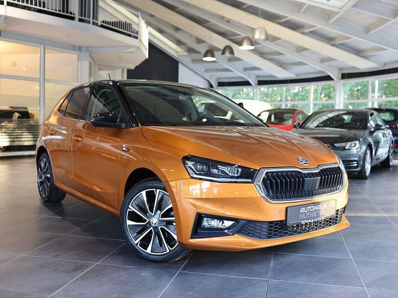 Orange Gebraucht 2022 Skoda Fabia First Edition Kleinwagen | 20.450 € (Fairer Preis) - Bild 1/4