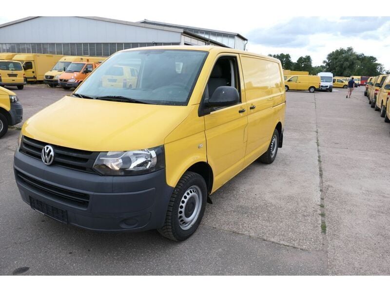 Gebraucht VW T5 84 PS (61 kW) 2011 Ginstergelb r1032 Van