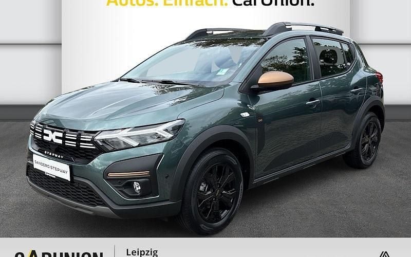 Zedergrün Neu 2025 Dacia Sandero Extreme Kleinwagen | 20.679 € (Fairer Preis) - Bild 1/4