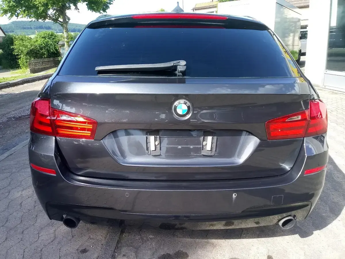 Gebraucht BMW 535 M Sport 313 PS (230 kW) 2011 Grau Kombi