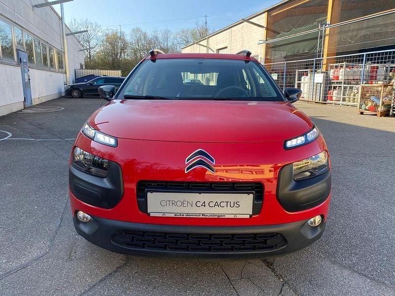 Rot Gebraucht 2017 Citroën C4 Cactus Feel Kleinwagen | 8.700 € (Fairer Preis) - Bild 1/4