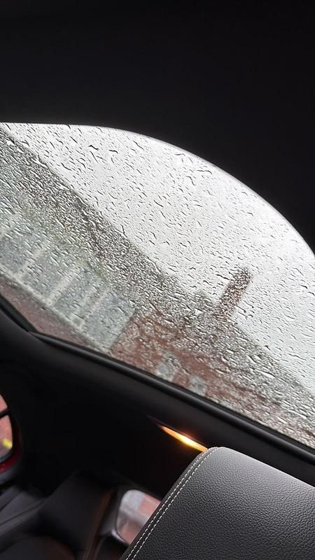 Gebraucht Mercedes A200 156 PS (114 kW) 2016 Rot Limousine