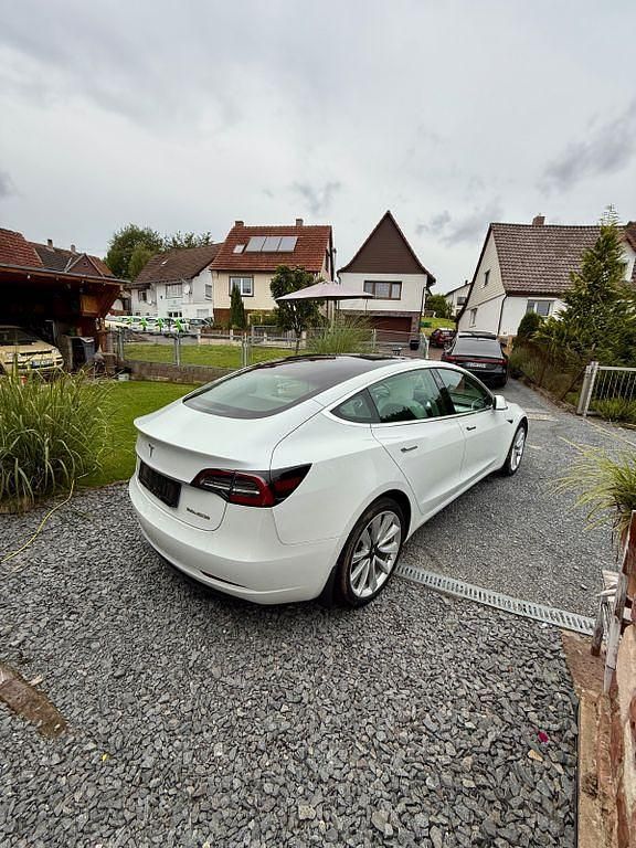 Gebraucht Tesla Model 3 366 kW (498 PS) 2019 Weiß Limousine