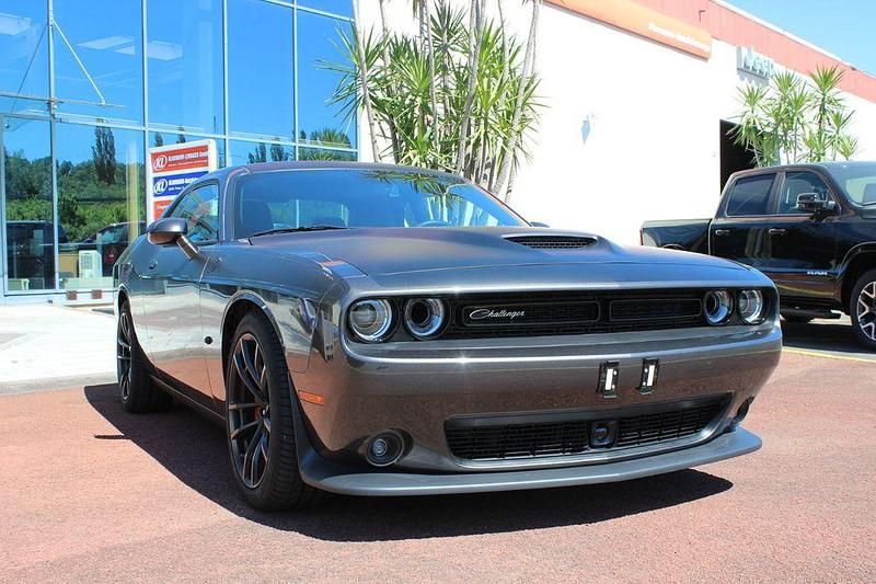 Second-hand Dodge Challenger 377 CP (277 kW) 2024 Gri
