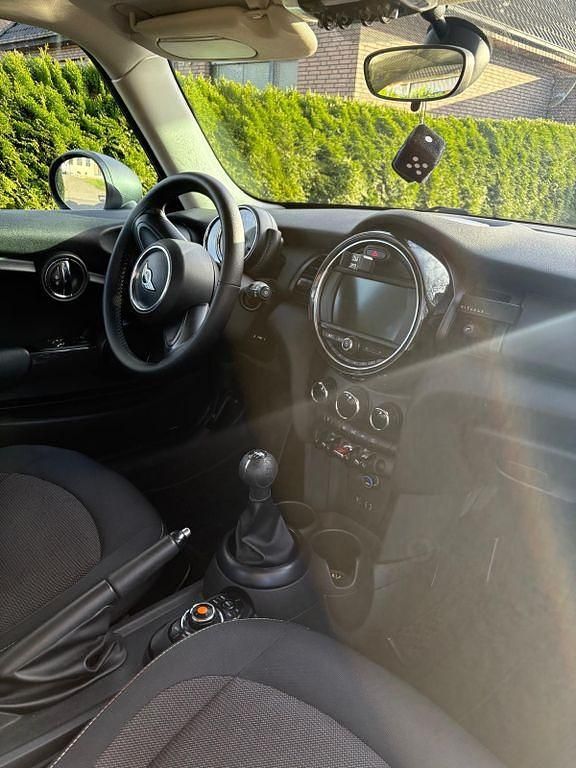 Gebraucht Mini ONE 102 PS (75 kW) 2016 Weiß Kleinwagen