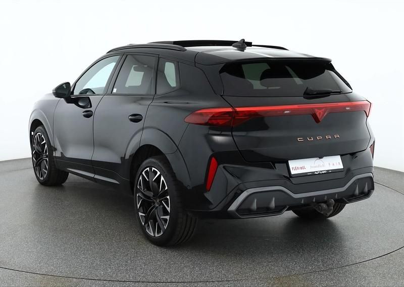 Second-hand Cupra Terramar VZ 265 CP (194 kW) 2025 Negru SUV