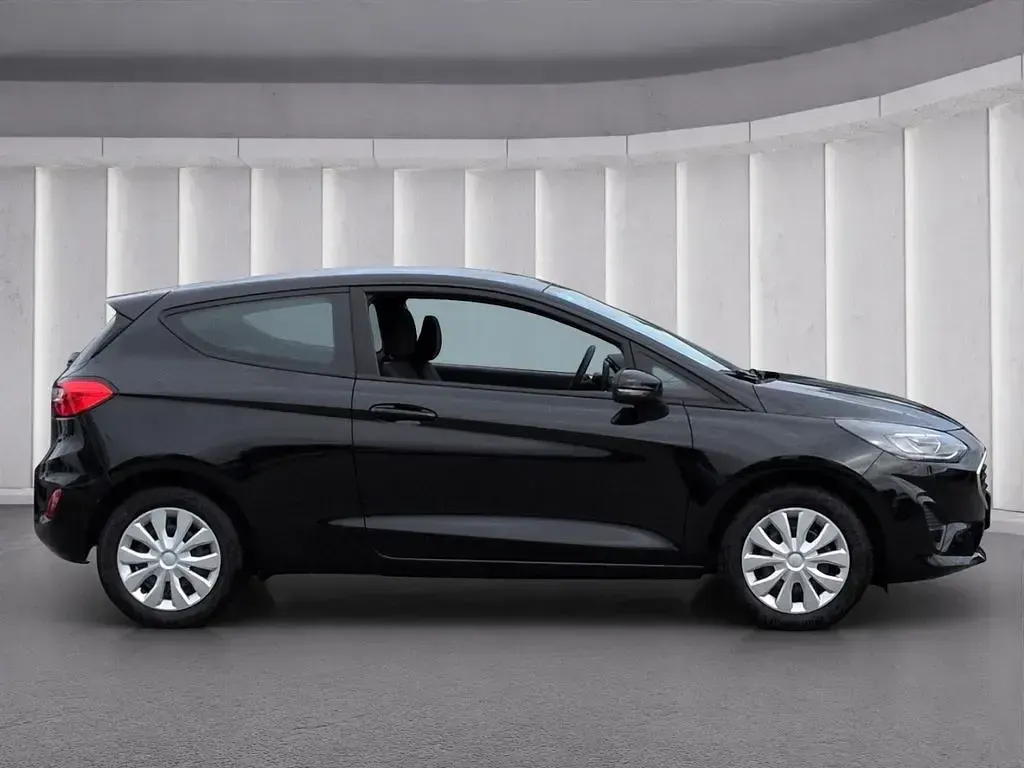 Gebraucht Ford Fiesta Cool & Connect 75 PS (55 kW) 2022 Schwarz Kleinwagen