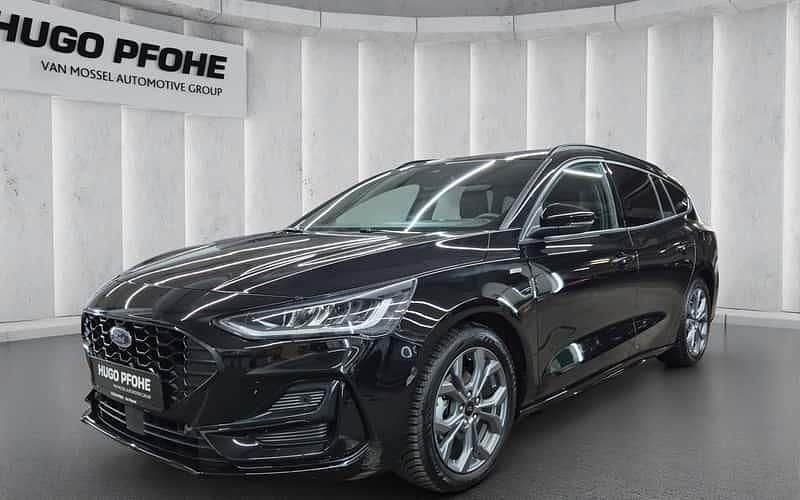 Schwarz Gebraucht 2024 Ford Focus ST-Line X Kombi | 26.740 € (Fairer Preis) - Bild 1/4