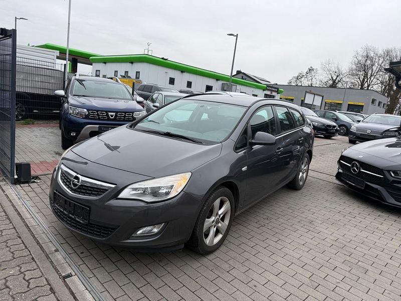 Gebraucht Opel Astra Selection 110 PS (80 kW) 2012 Grau Kombi