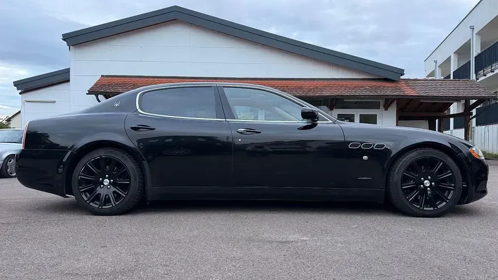 Gebraucht Maserati Quattroporte 400 PS (294 kW) 2009 Schwarz Limousine