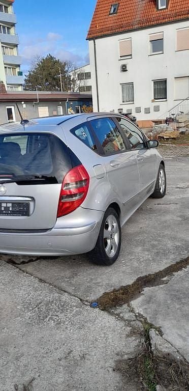 Gebraucht Mercedes A180 Avantgarde 109 PS (80 kW) 2008 Weiß Van / Kleinbus