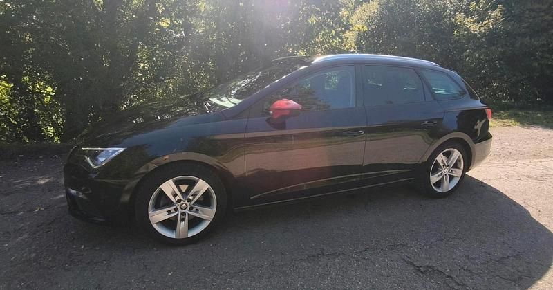 Schwarz Gebraucht 2019 Seat Leon ST FR Kombi | 17.900 € (Fairer Preis) - Bild 1/4