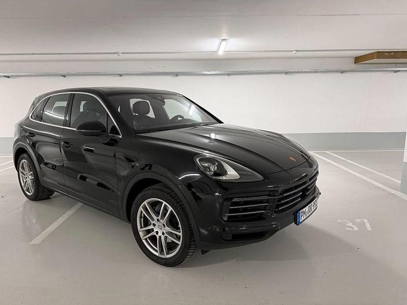 Schwarz Gebraucht 2019 Porsche Cayenne SUV | 45.900 € (Guter Preis) - Bild 1/4