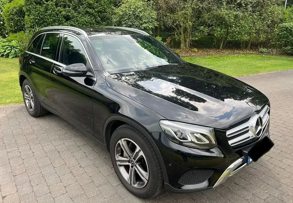 Gebraucht Mercedes GLC220 AMG 170 PS (125 kW) 2018 Schwarz SUV