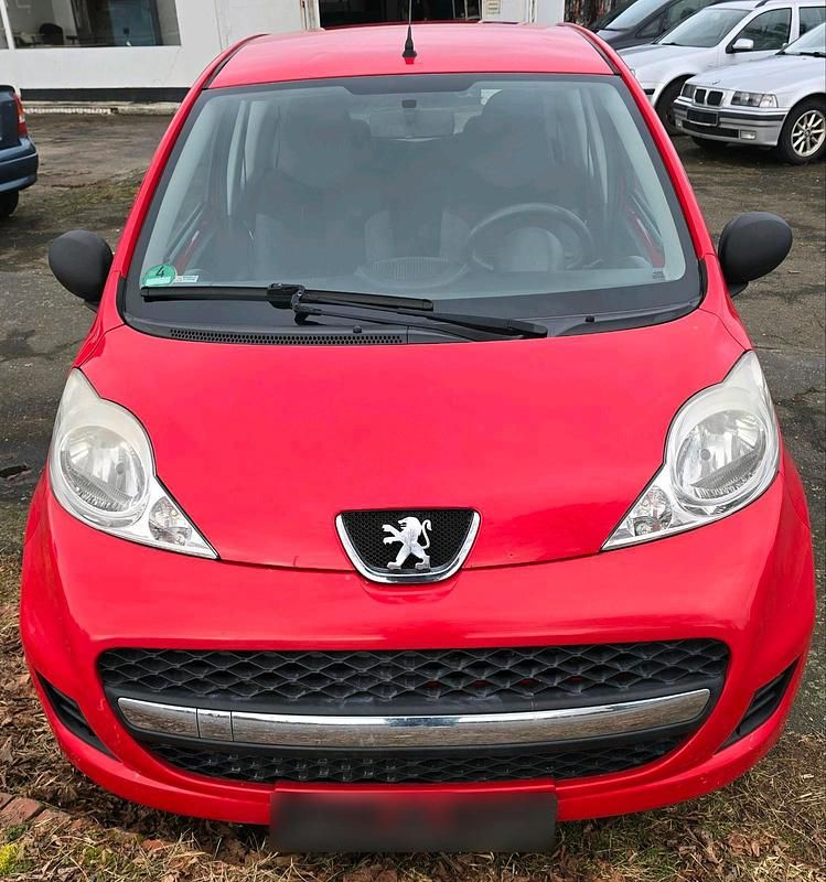 Gebraucht Peugeot 107 68 PS (50 kW) 2009 Rot Kleinwagen
