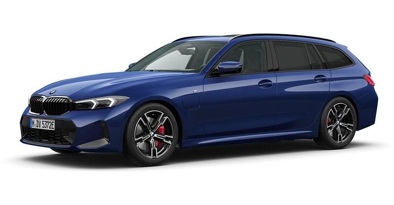 Blau Gebraucht 2024 BMW 330e Comfort Edition Kombi | 49.671 € (Teuer) - Bild 1/4
