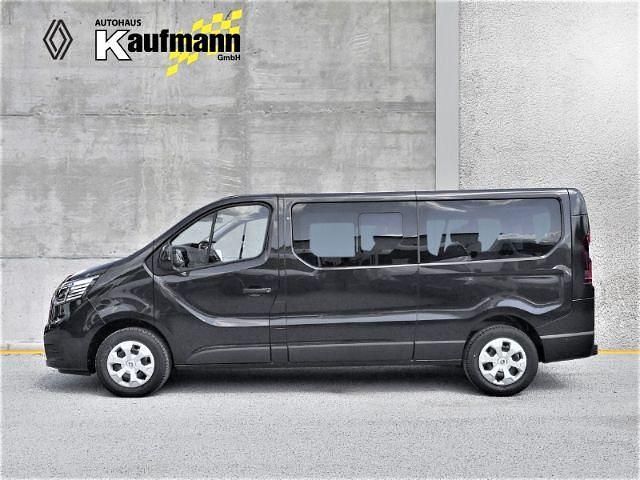 Gebraucht Renault Trafic Life 110 PS (80 kW) 2024 Schwarz Van / Kleinbus
