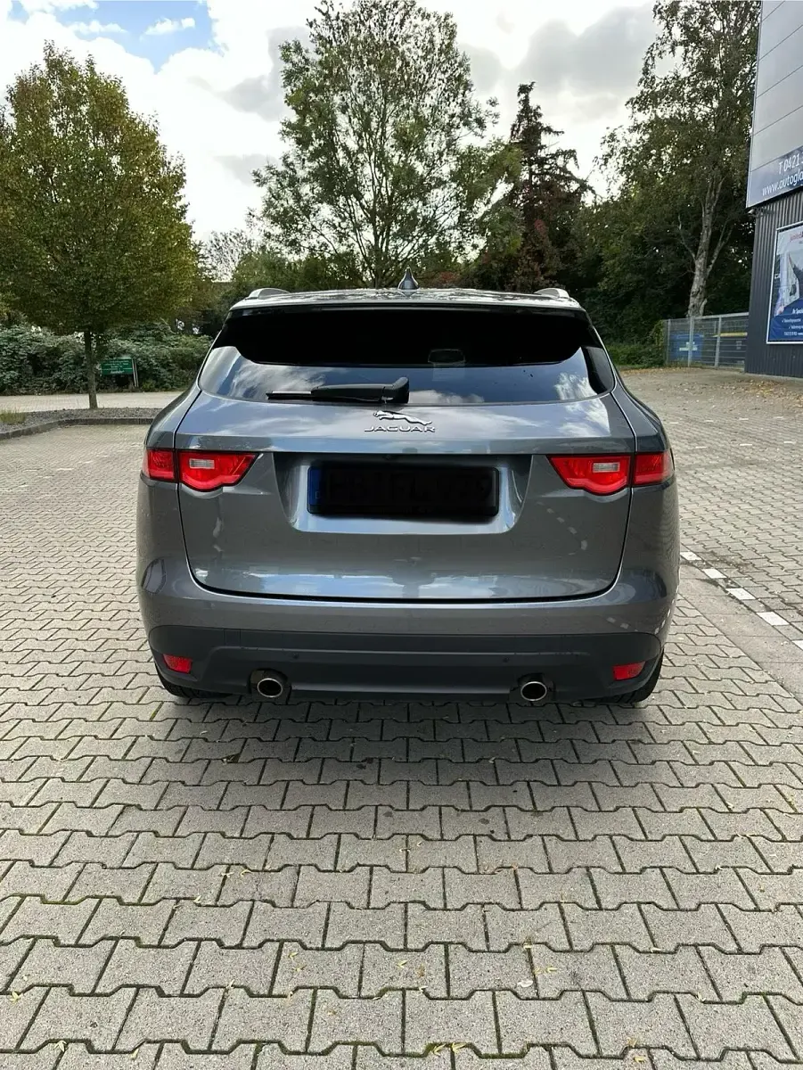 Gebraucht Jaguar F-Pace Prestige 250 PS (183 kW) 2019 Grau SUV