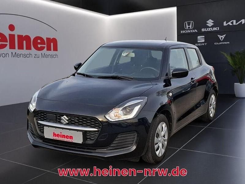 Gebraucht Suzuki Swift Club 83 PS (61 kW) 2021 Schwarz Kleinwagen