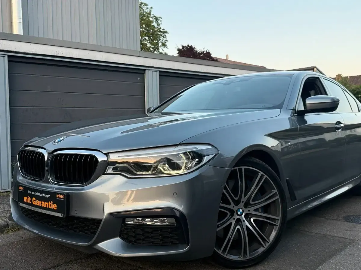 Gebraucht BMW 540 M Sport 320 PS (235 kW) 2018 Grau Limousine
